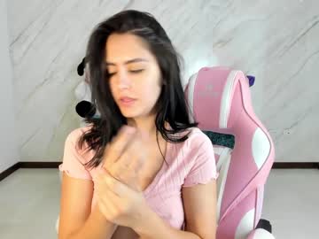 girl
        allisonpalmer cam image #2299730