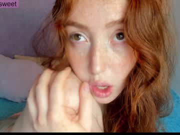 girl
        niilaa cam image #2070853