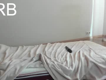 girl
        honey_sunshine cam image #250020