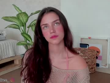 girl
        grettabenett_ cam image #1090066