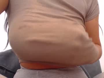 girl
        lexy_sweet cam image #374579