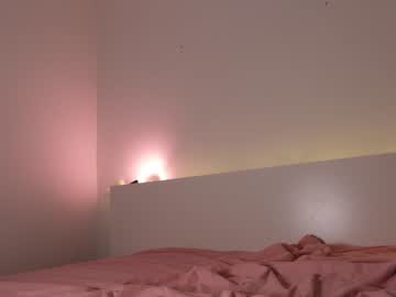 girl
        reei__ cam image #1633125