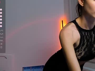 girl
        andrea__bass cam image #4403939
