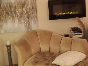 girl
        stacimarierose cam image #100043