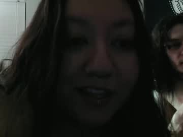 couple Webcam Girls Sex Thressome And Foursome with peachiestallion