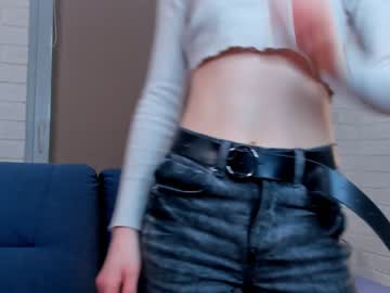girl
        flairhickey cam image #2739853