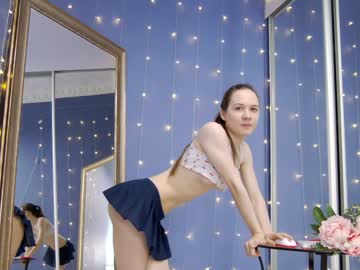 girl
        kriskras__ cam image #958636