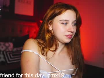 girl
        alice_russel cam image #3162117