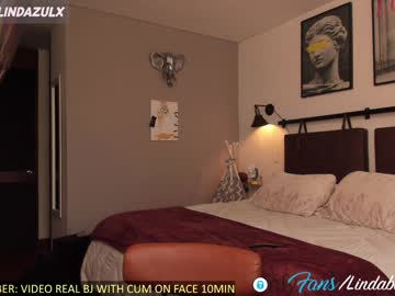 girl
        lindabluee cam image #2807569