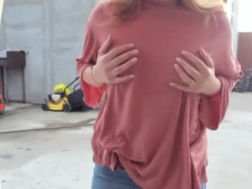 girl
        nyconik cam image #869123