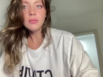 girl
        angel_from_sky cam image #3544053