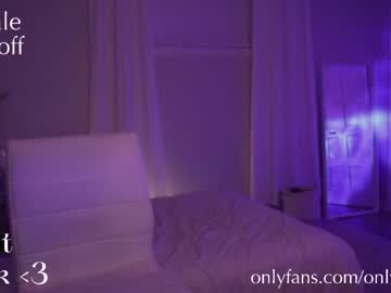 girl
        onlyems23 cam image #2450838