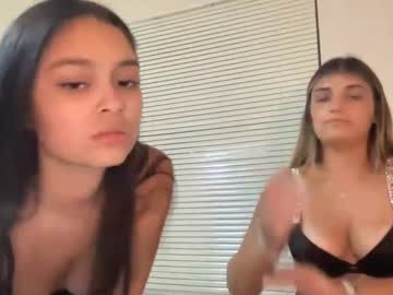 girl Webcam Girls Sex Thressome And Foursome with chloeloveexoxo