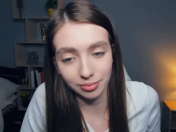 girl
        portia_sparkle cam image #4573622