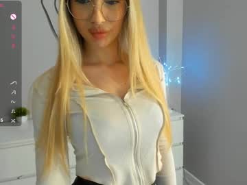 girl
        sweetie_cat01 cam image #3941755