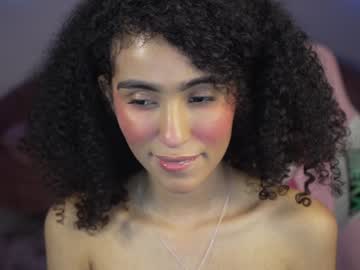girl
        amnie_ cam image #479696