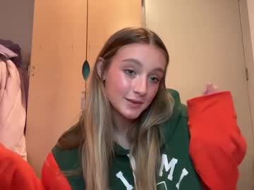 girl
        lexaarose05 cam image #3657154