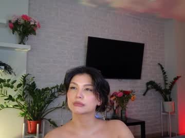 girl
        i_n_d_i_c_a cam image #4024269