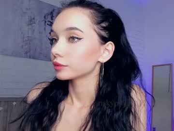 girl
        riskyproject cam image #1891465