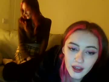 couple
        lilynrose cam image #909610