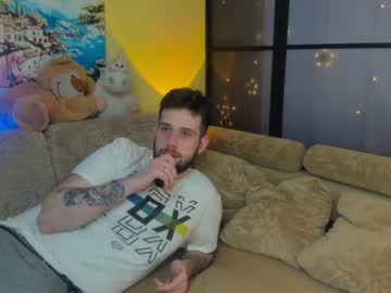 couple
        hotchillylovers cam image #753700
