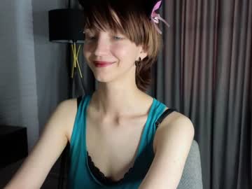 girl
        _yoshiko_ cam image #2811527