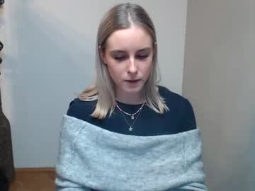 girl
        jessy_mar cam image #821221