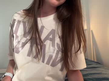 girl
        natalie_x cam image #1103260
