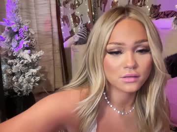 girl
        ari_02 cam image #2016535