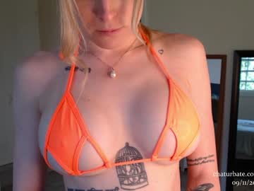 girl
        chloewildd cam image #3627484