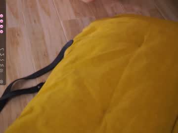 girl
        oki_dokie cam image #2587847
