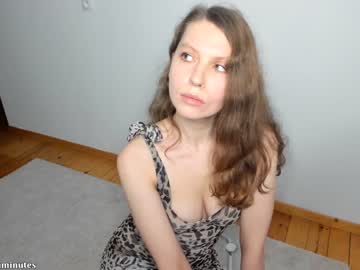 girl
        giveyouelevenminutes cam image #2021965