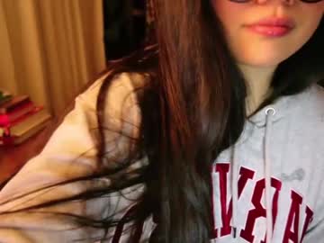 girl
        annatigarr cam image #2211572