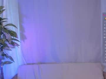 girl
        ritaschneider cam image #856984
