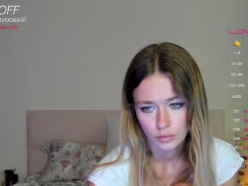 girl
        oksanafedorova cam image #1272029