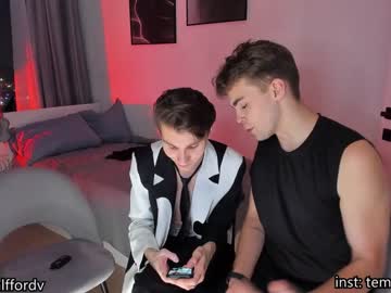 couple
        linkinsweeet cam image #1847092