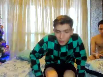 couple
        valery_rayne cam image #332188