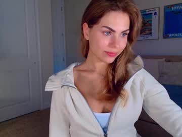 girl
        zlicious cam image #3100717