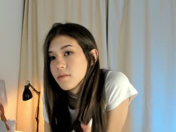 girl
        zarascarlett cam image #2004303