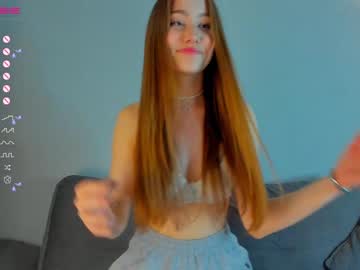 girl
        aliisonfox cam image #637132