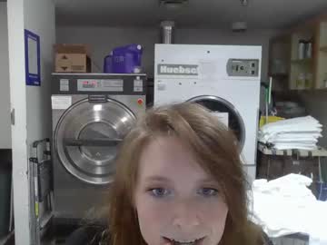 girl
        lenity_life cam image #1595311