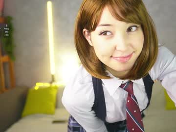 girl
        mary_shiota cam image #3687410