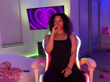 girl
        princess_cece cam image #3844013