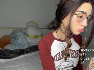 girl
        lonelly_lolly98 cam image #2570146