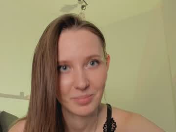 girl
        alistiy cam image #214491