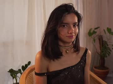 girl
        urcutelinda cam image #2866173