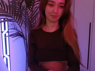 girl
        sarasuo cam image #1276324