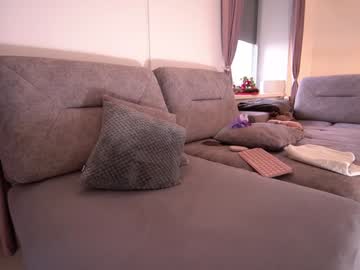 girl
        innocentemmy cam image #3937097