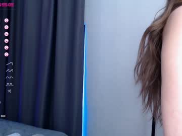 girl
        julia_sweetiest_passion cam image #1719947