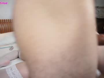 girl
        peachcreamcouple cam image #1887494